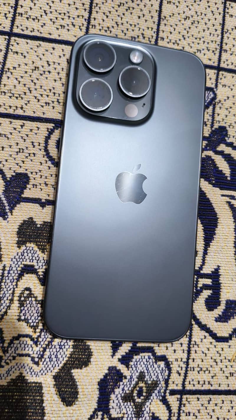 Apple iPhone 15 Pro 1