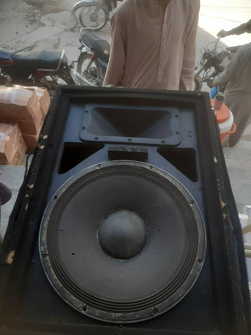 sp 2 speaker  pair 3