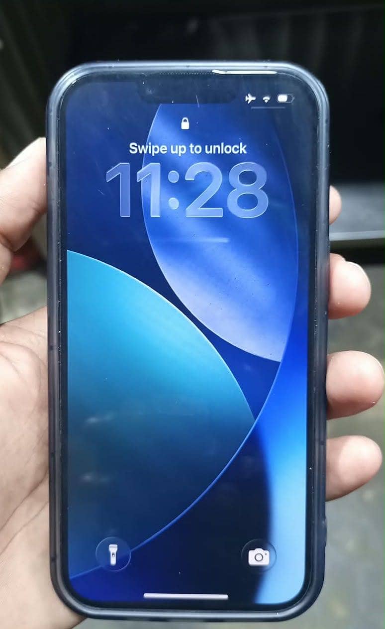 Apple iPhone 13 1