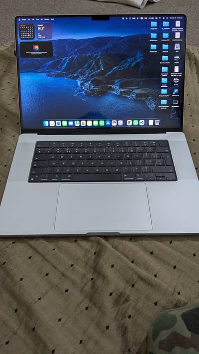 MacBook Pro M1 Max 32/512gb Silver Color 32gb Ram 512gb SSD
