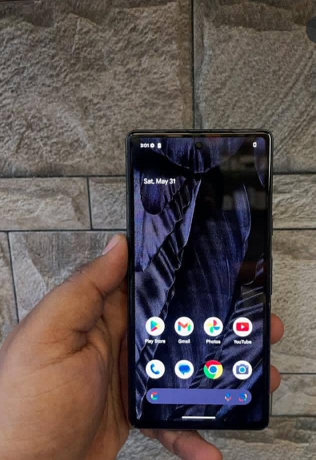 Google Pixel 7a 4
