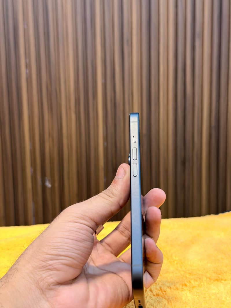 Apple iPhone 15 1