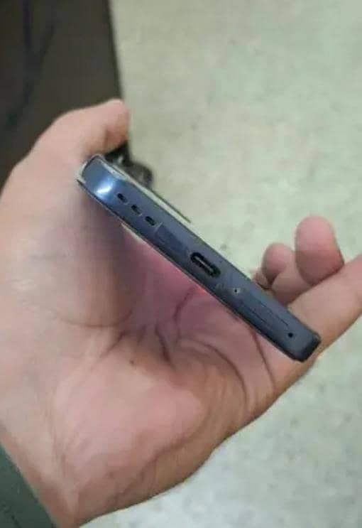 OPPO A6s Pro 3