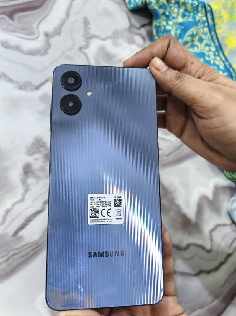 Samsung Mobile A06 2