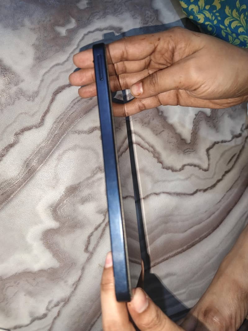 Samsung Mobile A06 5