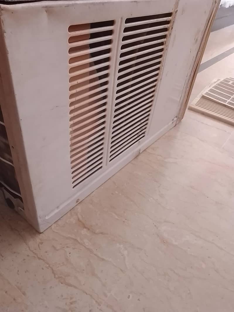 Window AC 0