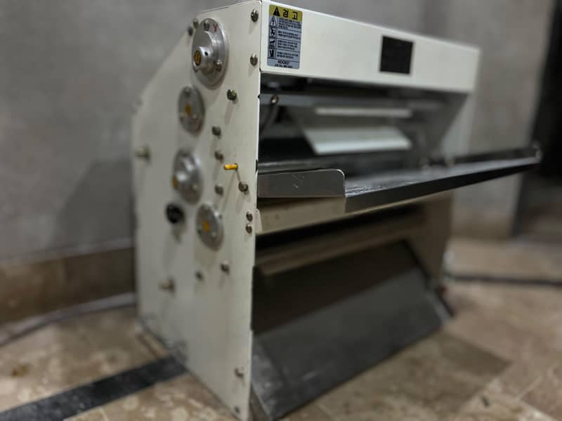 Dough roller 3