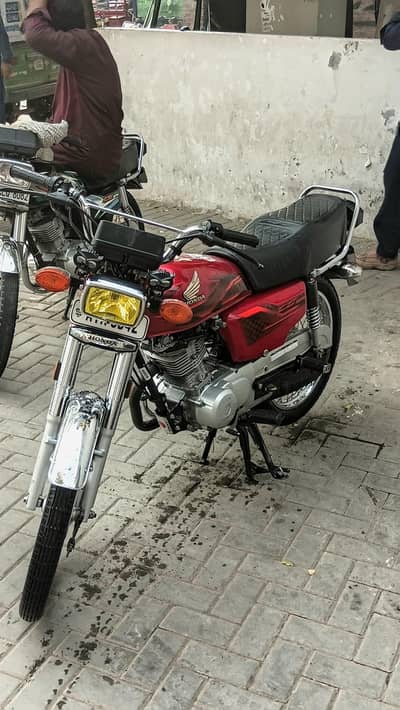 HONDA 125 2023(OCT) 10/10 100£% ok