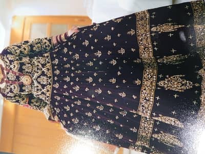 Bridal Mehroon Velvet Lenga For Sale condition 10/10 Price 50,000