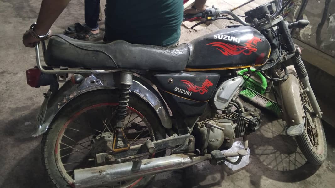 Suzuki 110 1