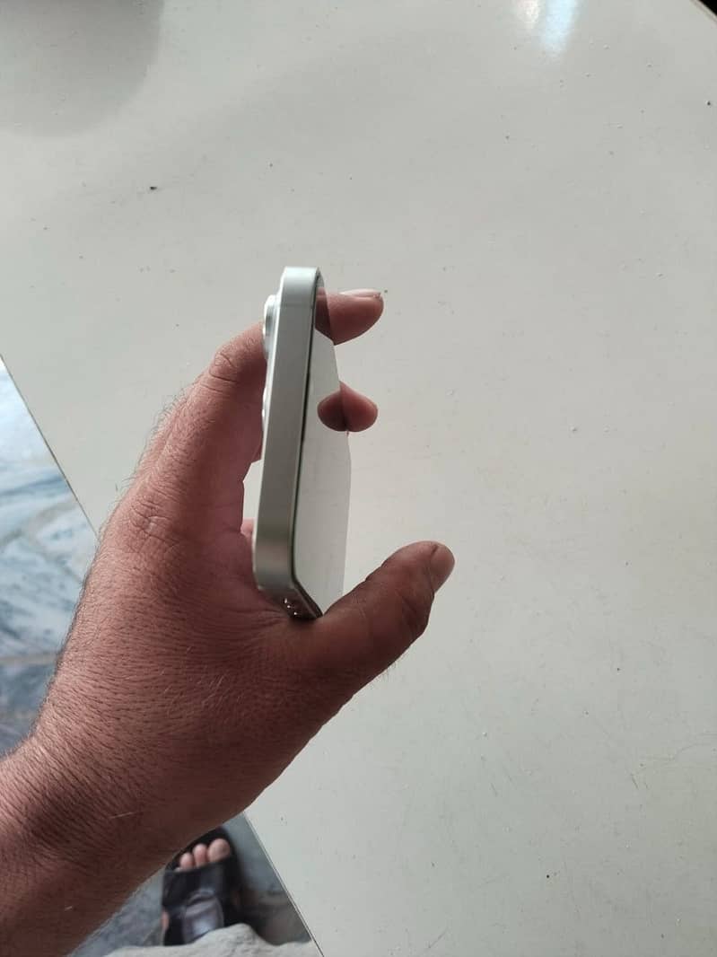 Apple iPhone 14 Pro Max 3