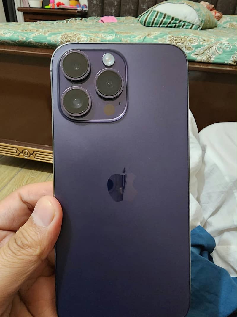 Apple iPhone 14 Pro Max 3