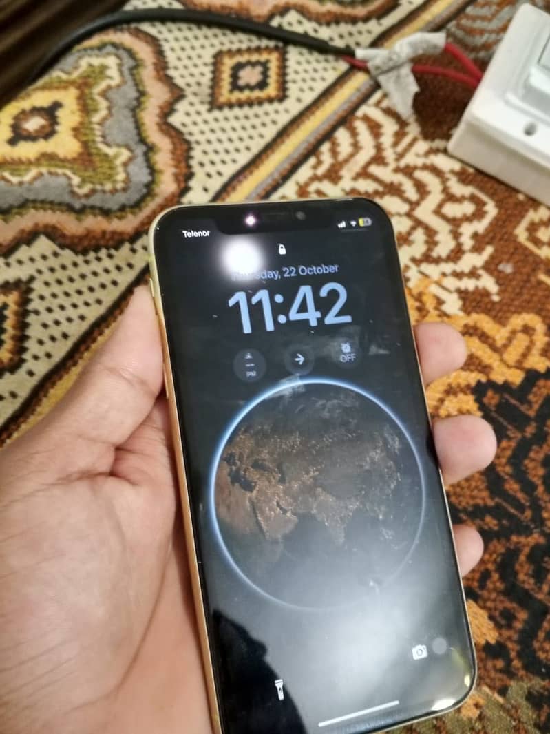 Apple iPhone XR 2