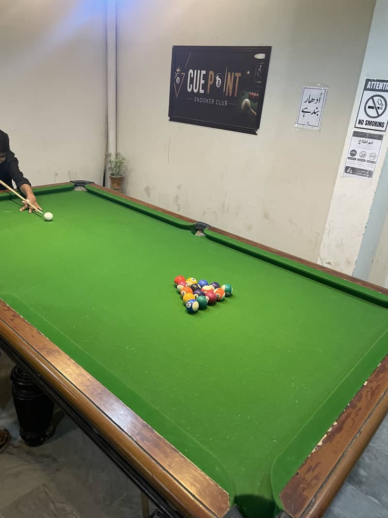 Snooker Table (8ft by 4ft) 5