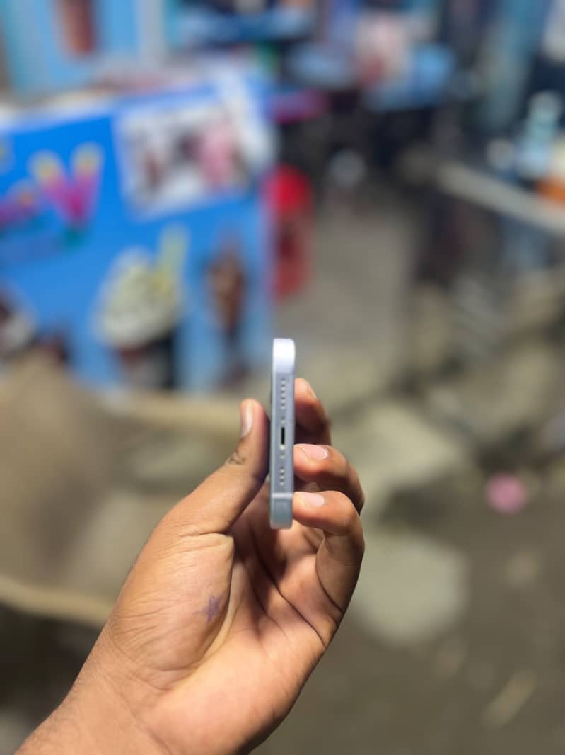 Apple iPhone 14 0