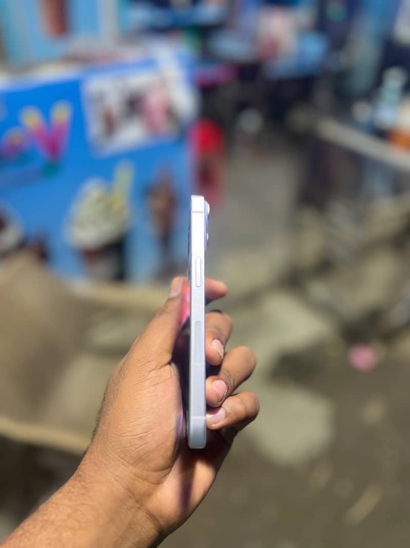 Apple iPhone 14 5
