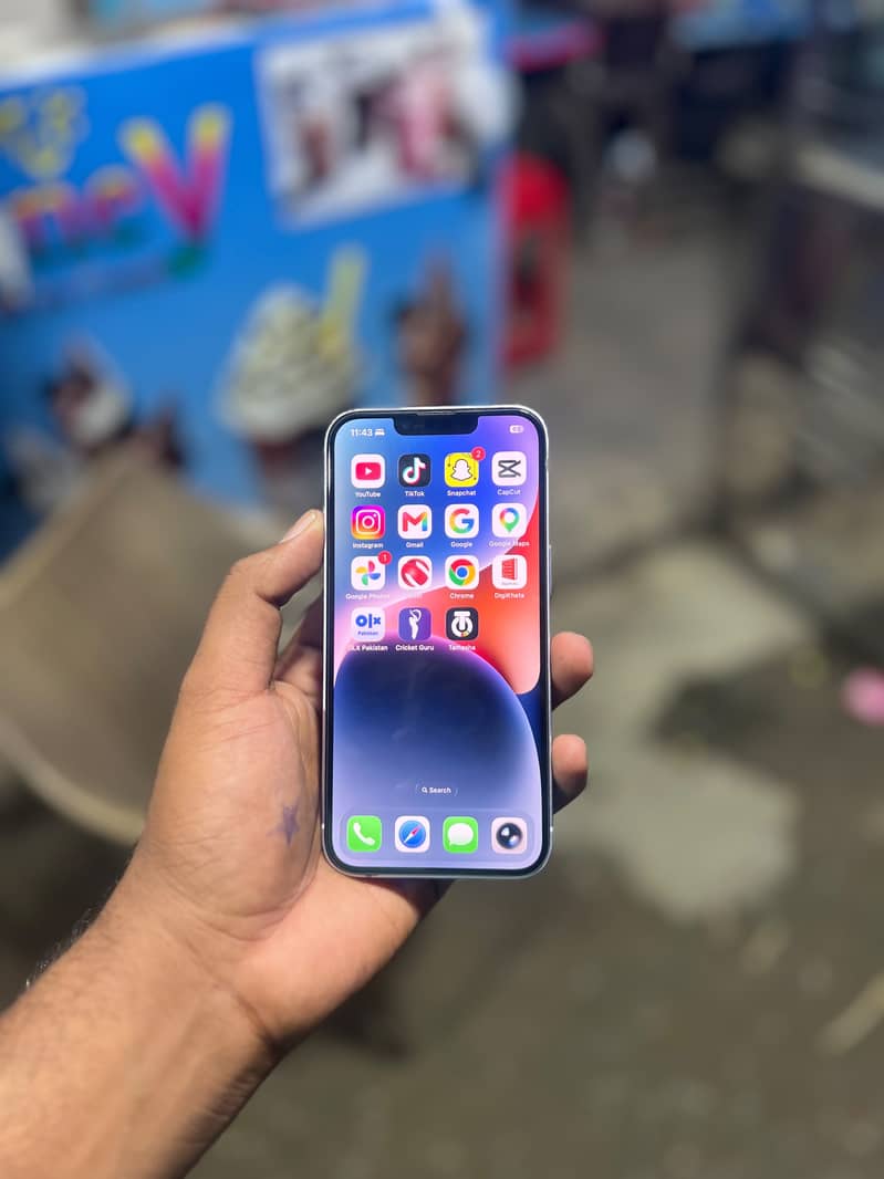 Apple iPhone 14 6