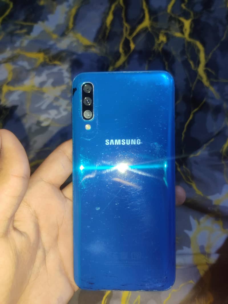 Samsung Mobile A50s 5
