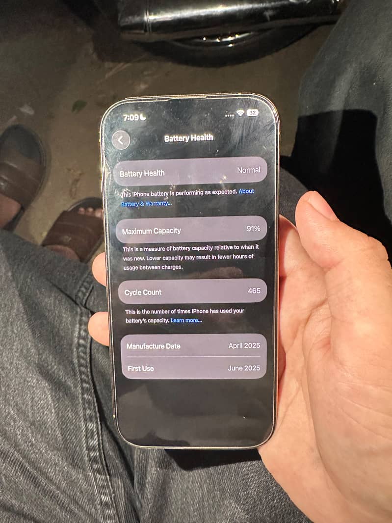 Apple iPhone 16 Pro 1