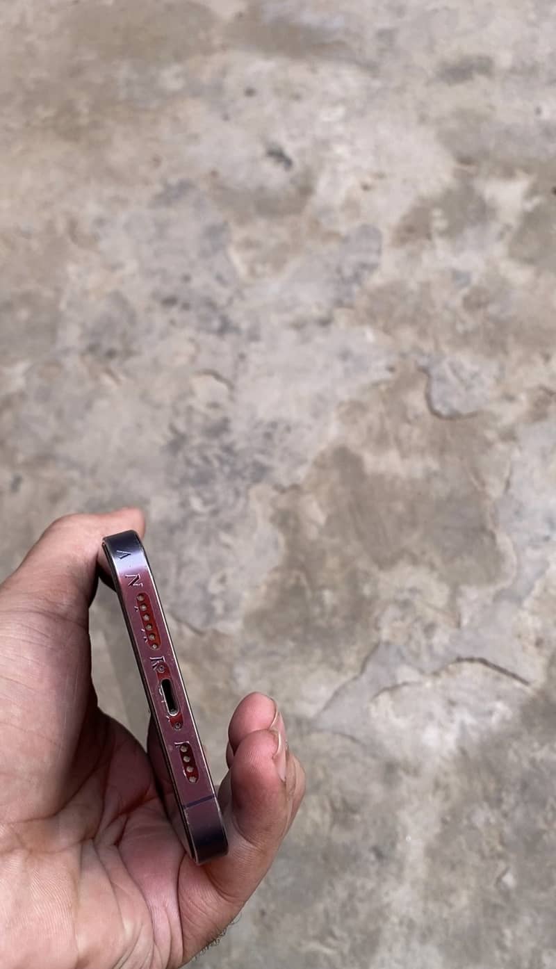 Apple iPhone 14 Pro Max 2