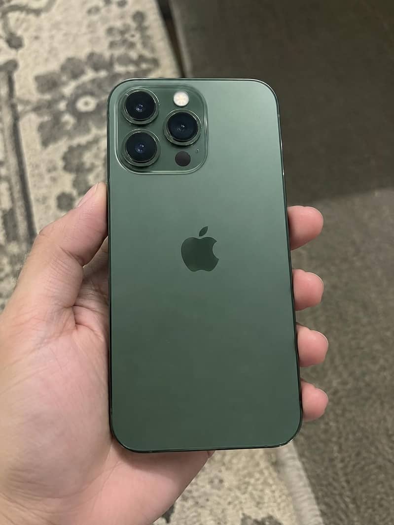 Apple iPhone 13 Pro 0