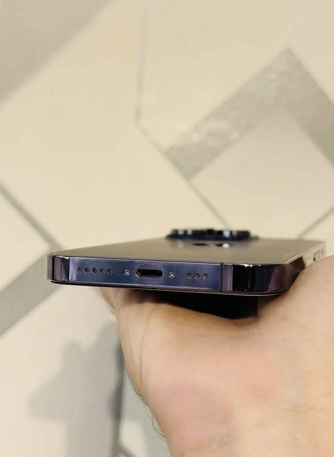 Apple iPhone 14 Pro 4