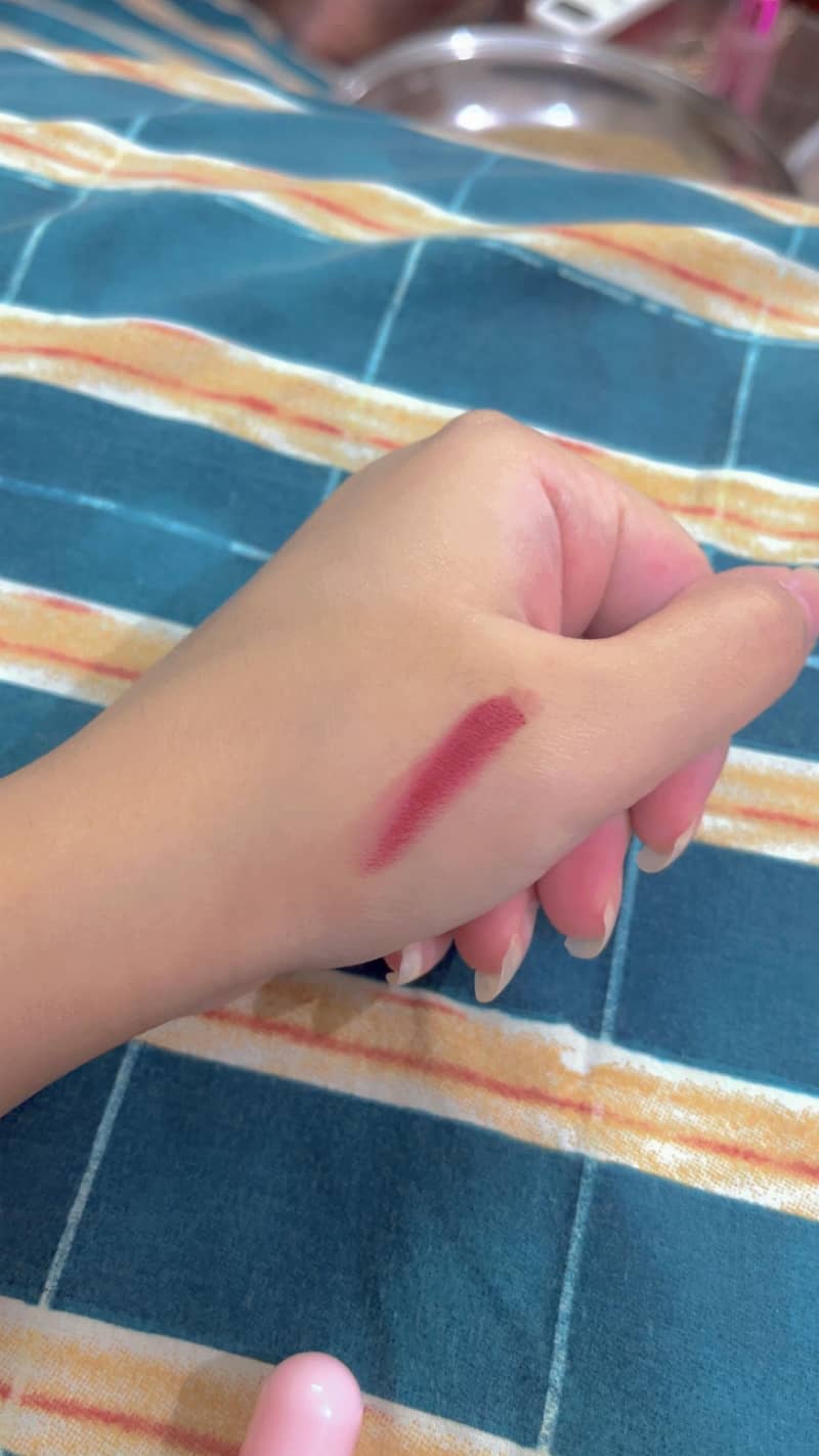 Lip Gloss 2