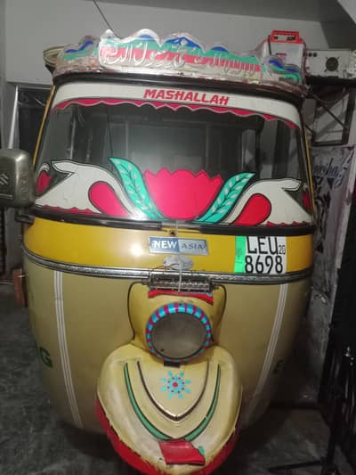 Tanga body rickshaw 6 seater rent k liye Khali hai