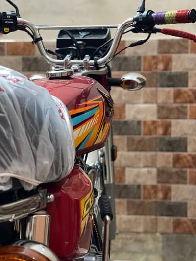 HONDA 125 New Mint Condition