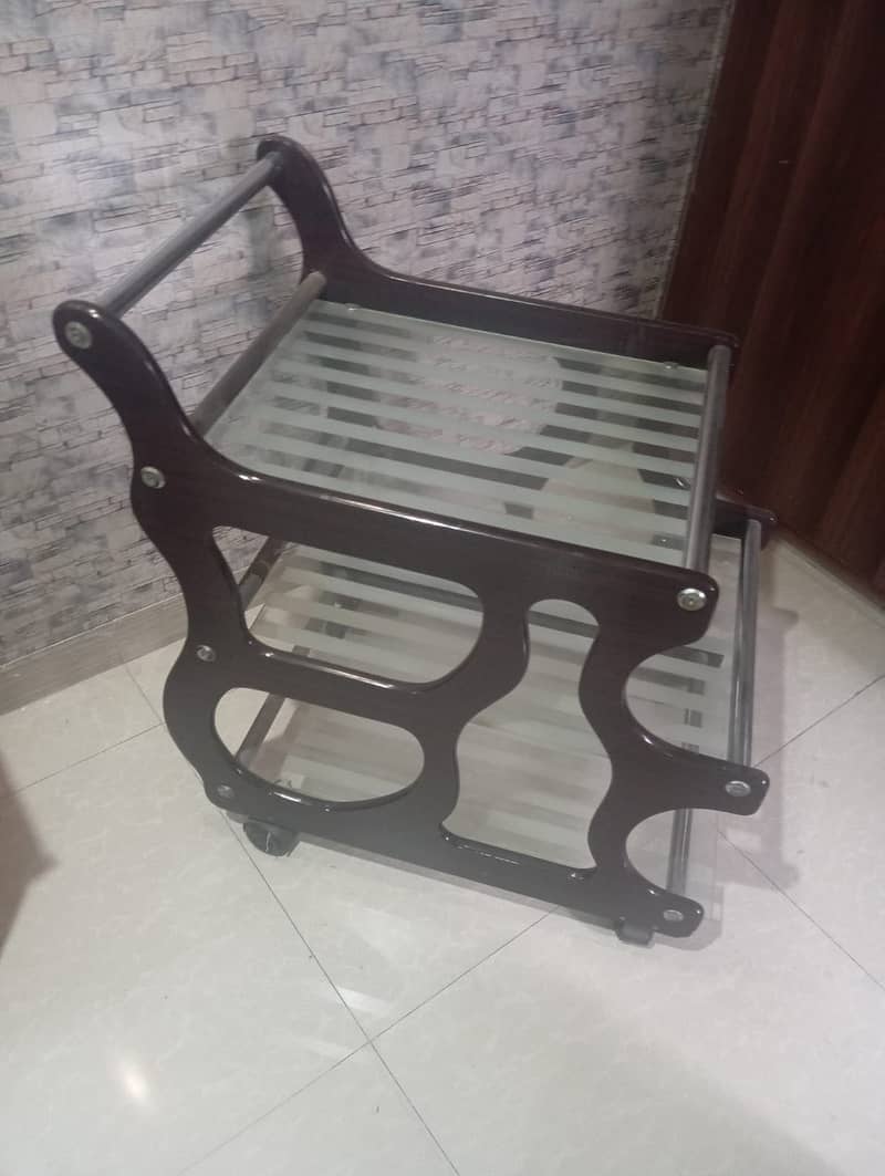 Tea trolley 1