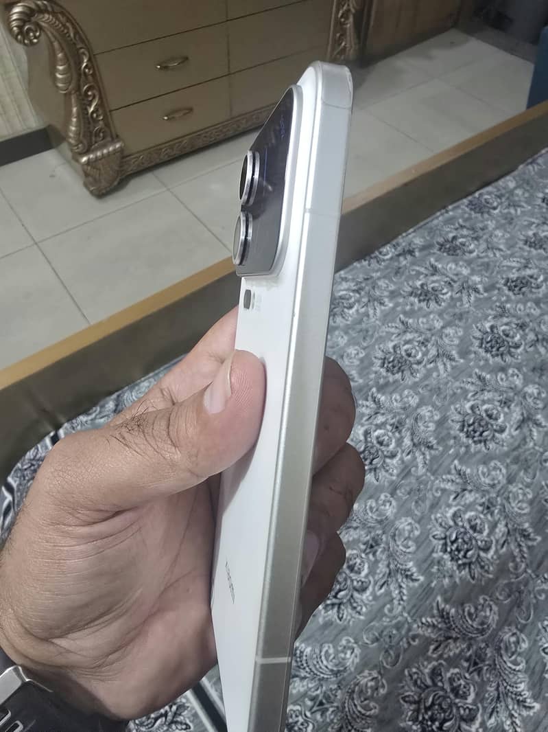 Xiaomi 17 Pro Max 5