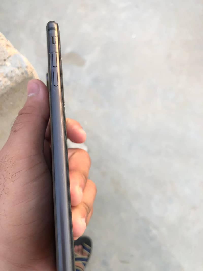 Apple iPhone 8 Plus 2