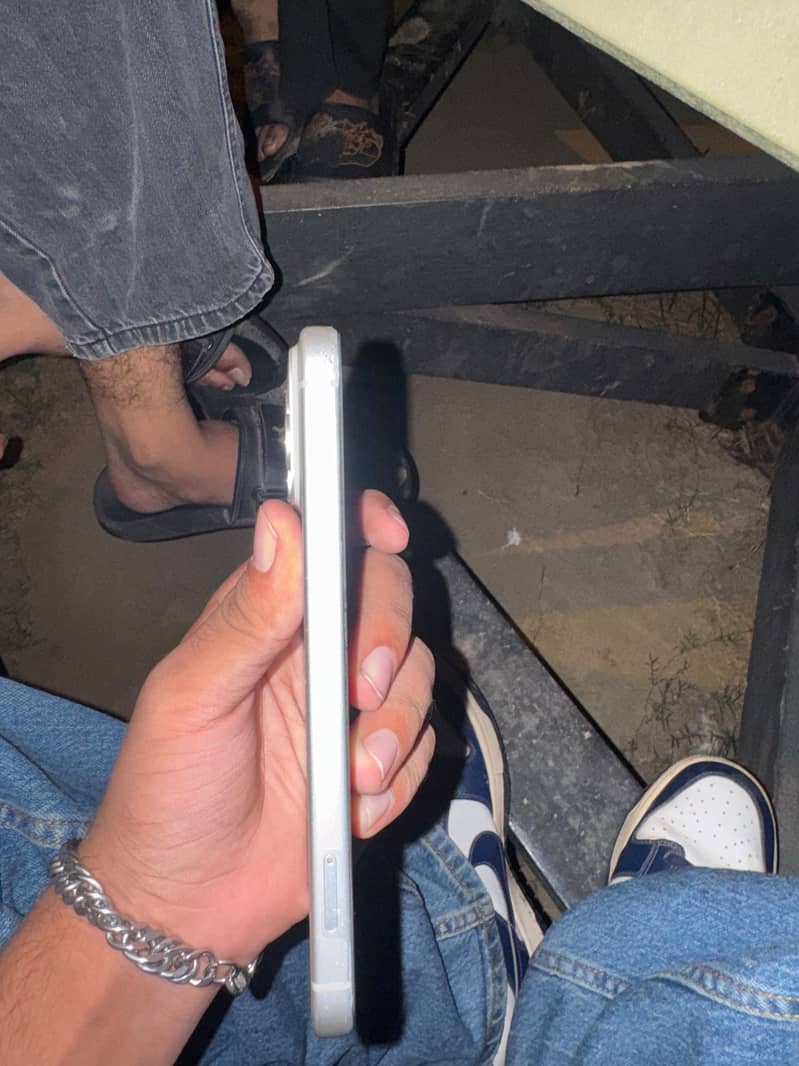 Apple iPhone 17 Pro Max 2