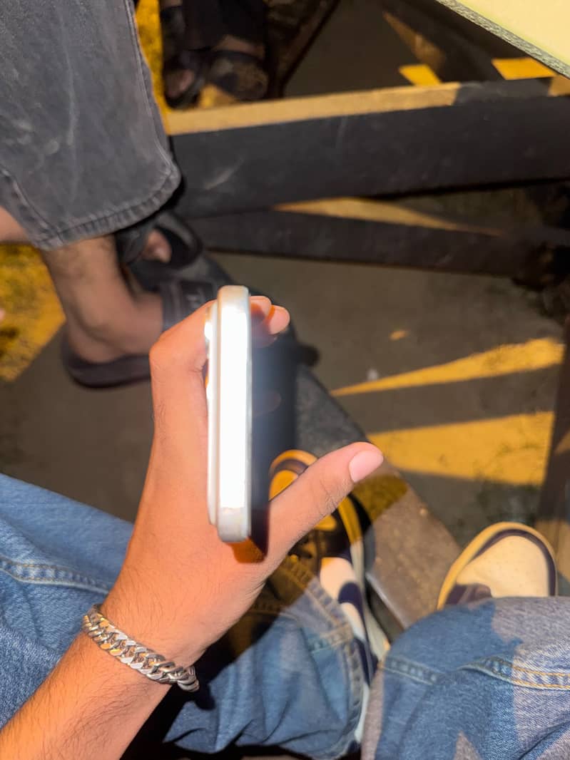 Apple iPhone 17 Pro Max 3