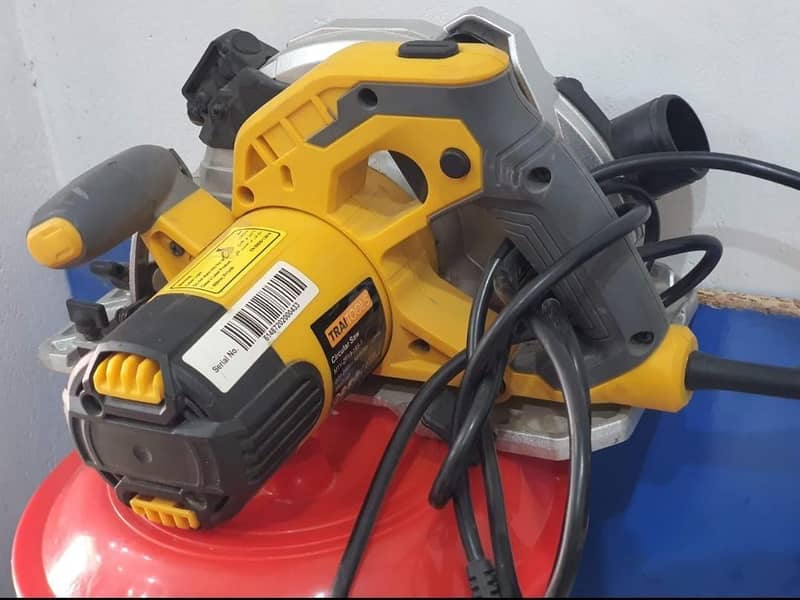 Imported TraiTools Angle grinder 0