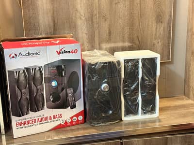 Audionic vision 40 Bt speakers
