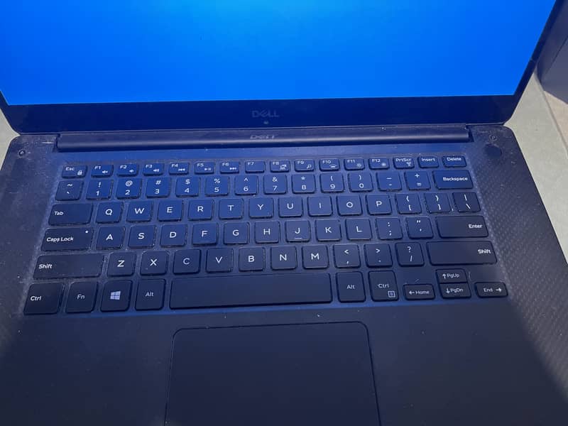 Dell Precision 5530 0