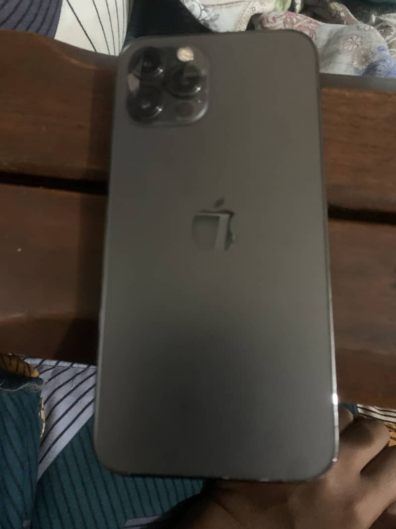Apple iPhone 12 Pro 1