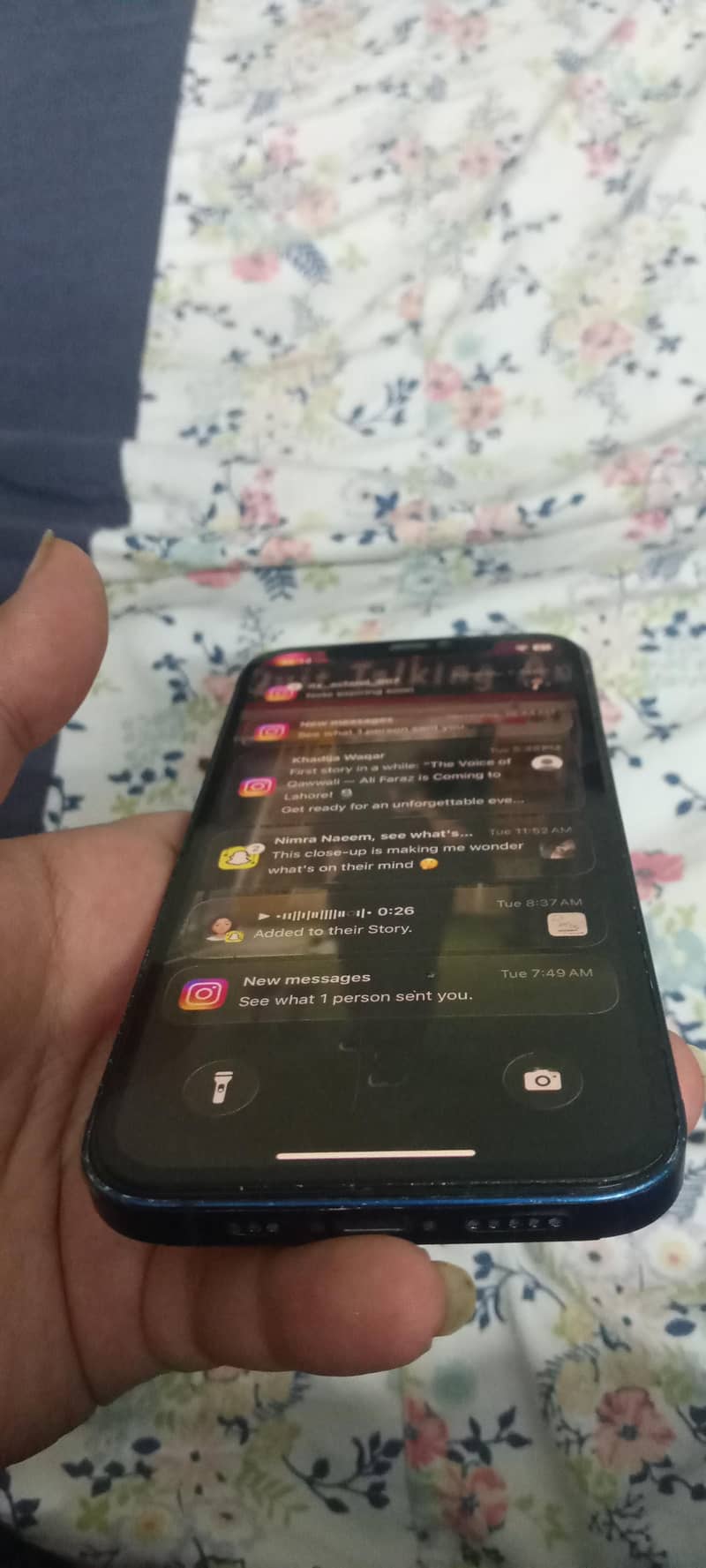 Apple iPhone 12 1