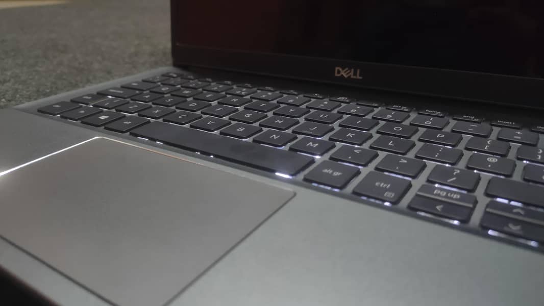 Intel i5 8gen 3