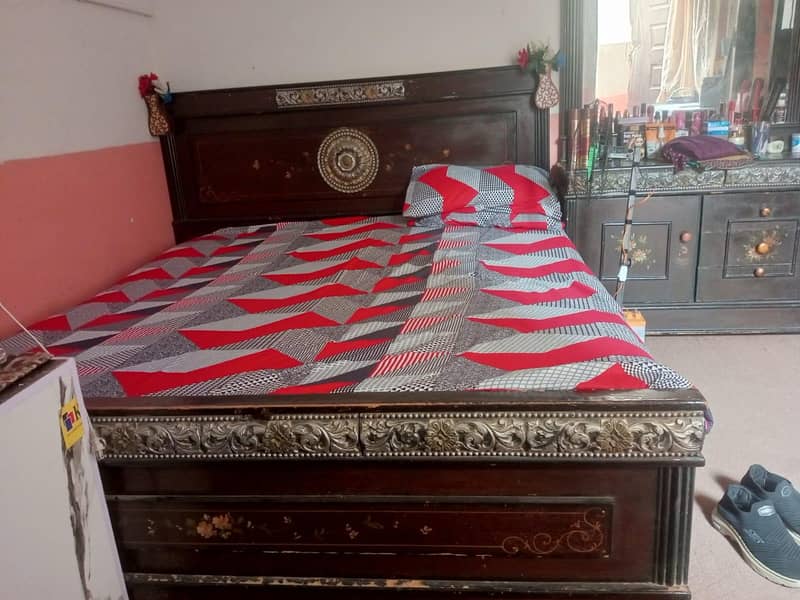 bed and dressing 1