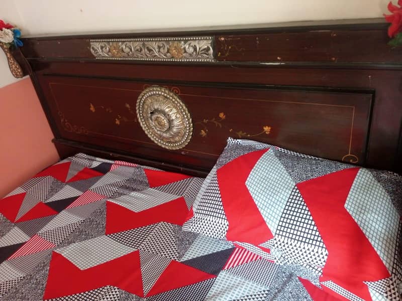 bed and dressing 2