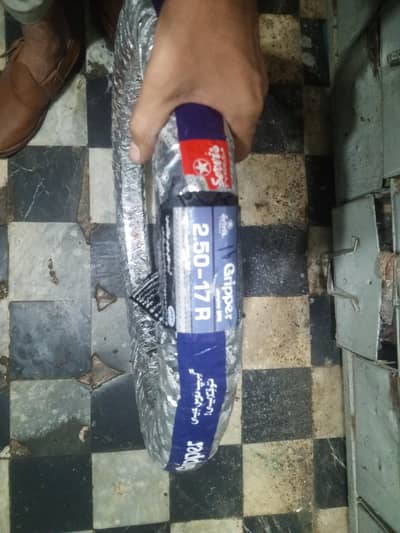 REAR TIRE 6 OLY SERVIS AND PANTHER