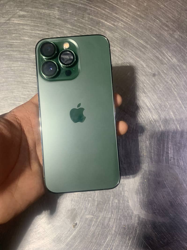 Apple iPhone 13 Pro 0