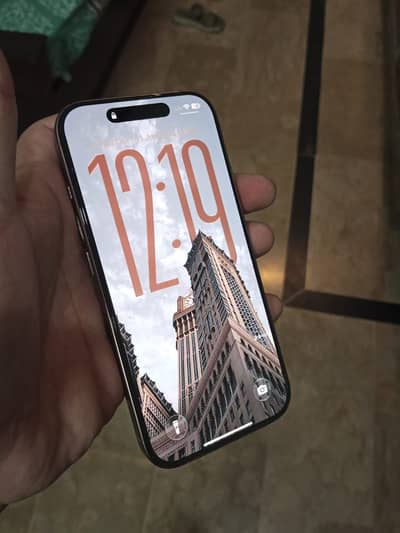 Apple iPhone 16 Pro