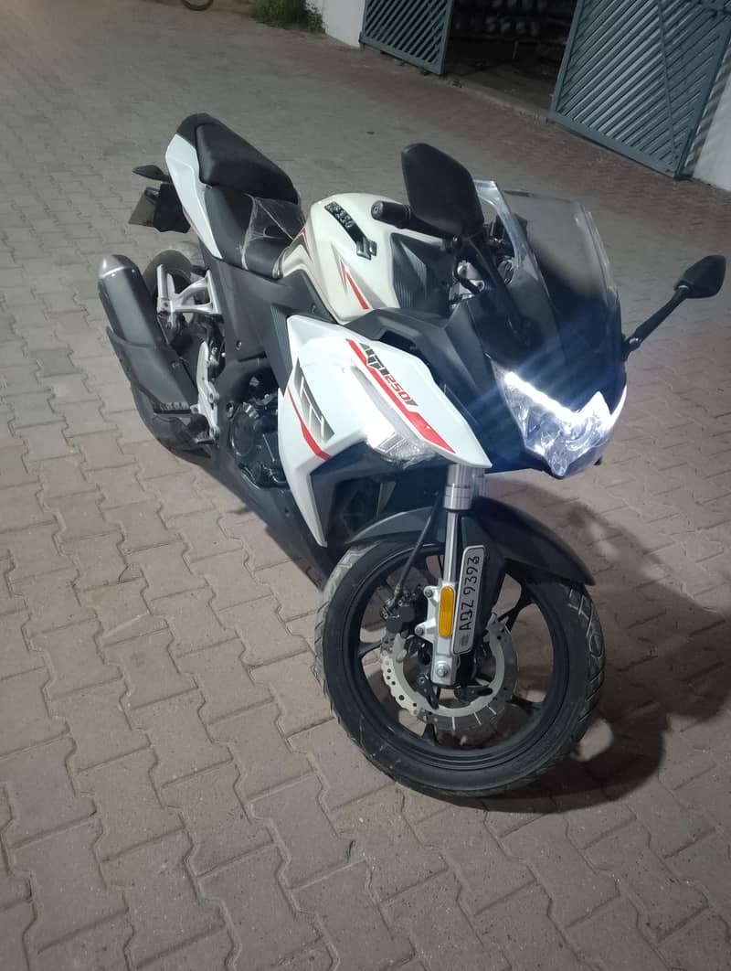Super Power 250cc 3