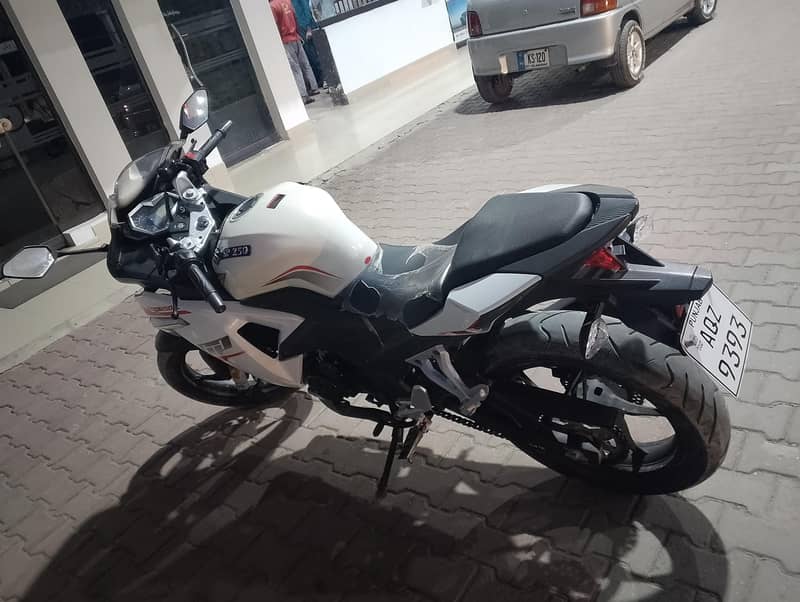 Super Power 250cc 6
