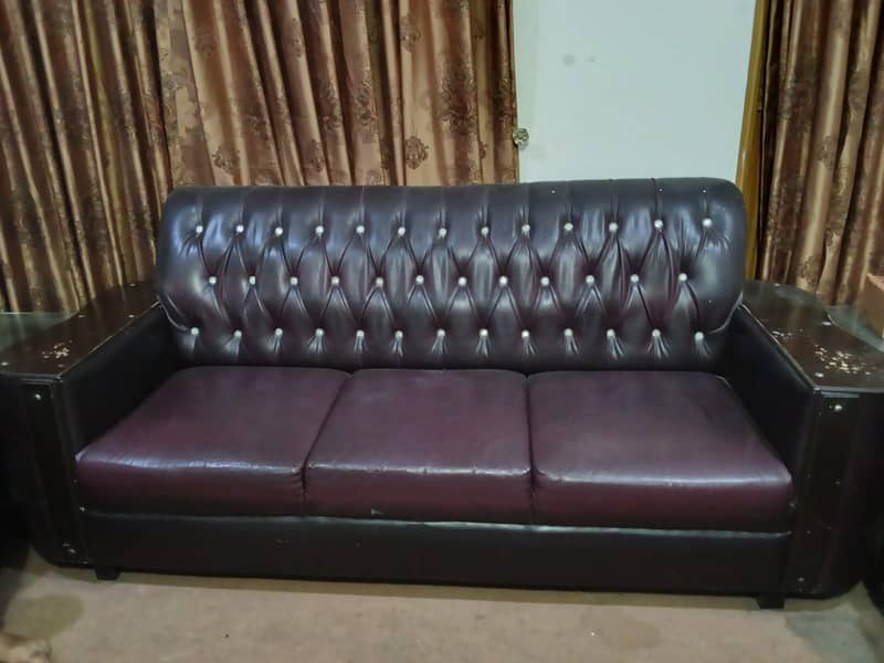 Bed + sofa + dressing table 7