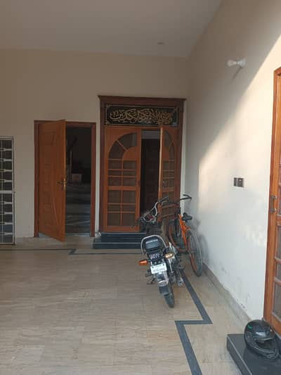 10 Marla Upper Portion For Rent