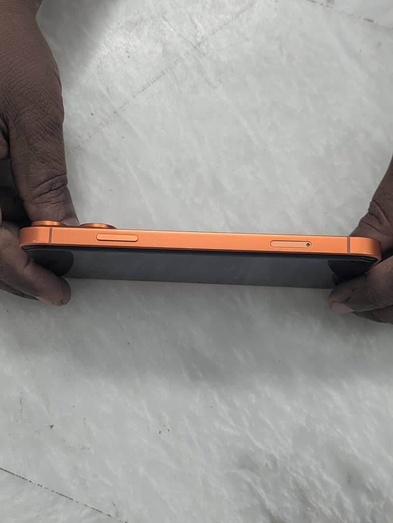 Apple iPhone XR 1